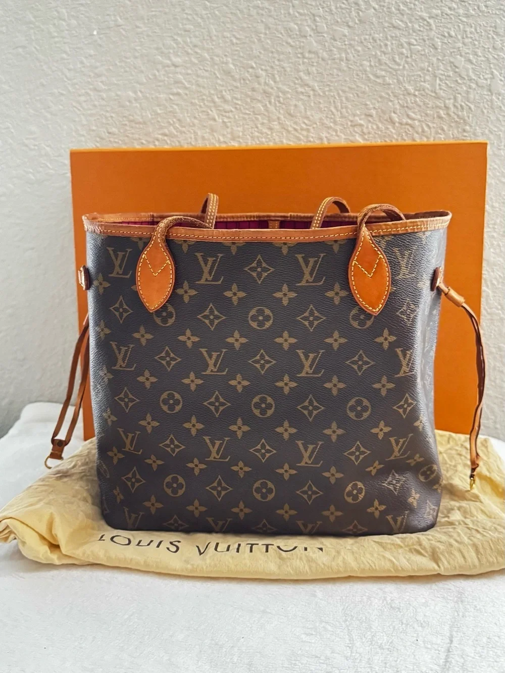 Louis Vuitton Authentic Neverfull MM Monogram Canvas Brown Tote Bag